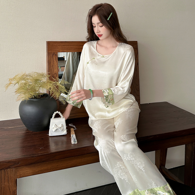 X245-Stylish Cotton-Mix Aerial Jeans Shorts - Ideal For Warm Weather