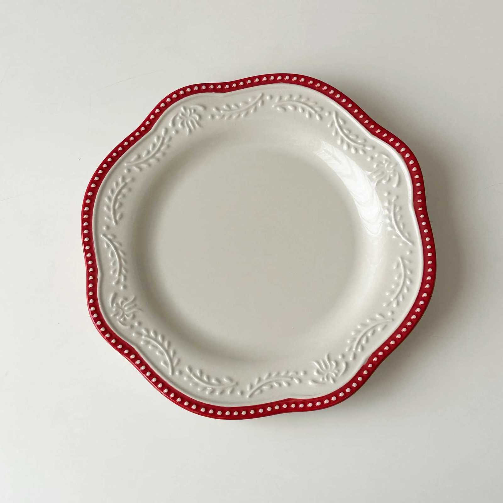 Luxury Korean Style Vintage Lace Breakfast Ceramic Plate Daily Dessert Cake Embossed Salad Plates Household High Quality Pasta Plates Y251129