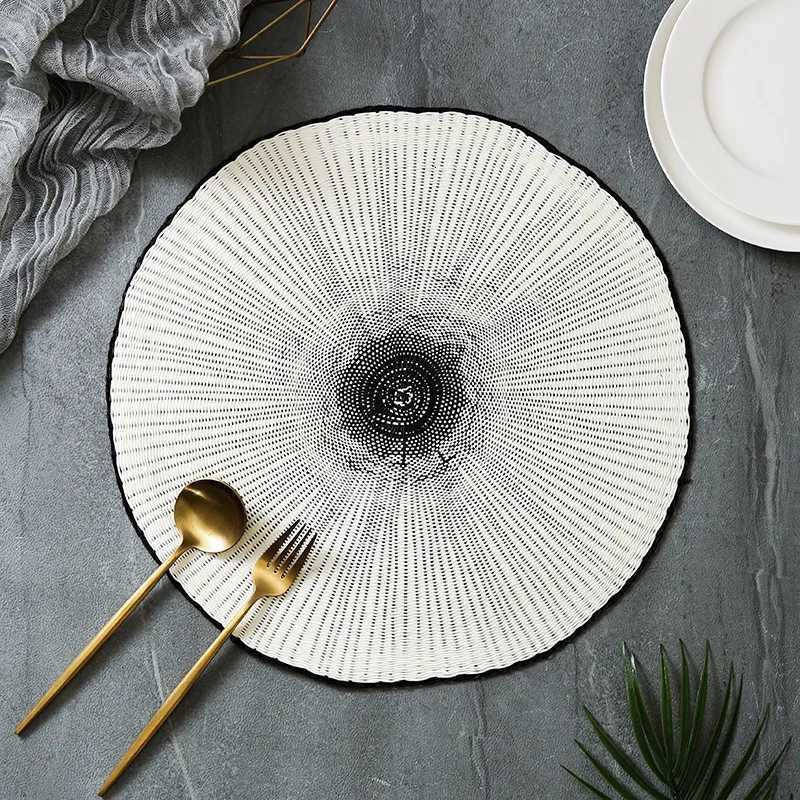 Luxury 2pcs European Style Light Luxury Paper Placemat Coffee Mat Versatile Hotel Decoration Handwoven Western Placemat Y251129