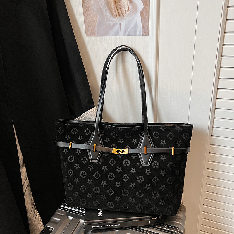 New Design Retro large-capacity commuter bag for women 2025 Autumn New Fashion Casual Tote bag Trendy versatile shoulder bag free shipping - view 9