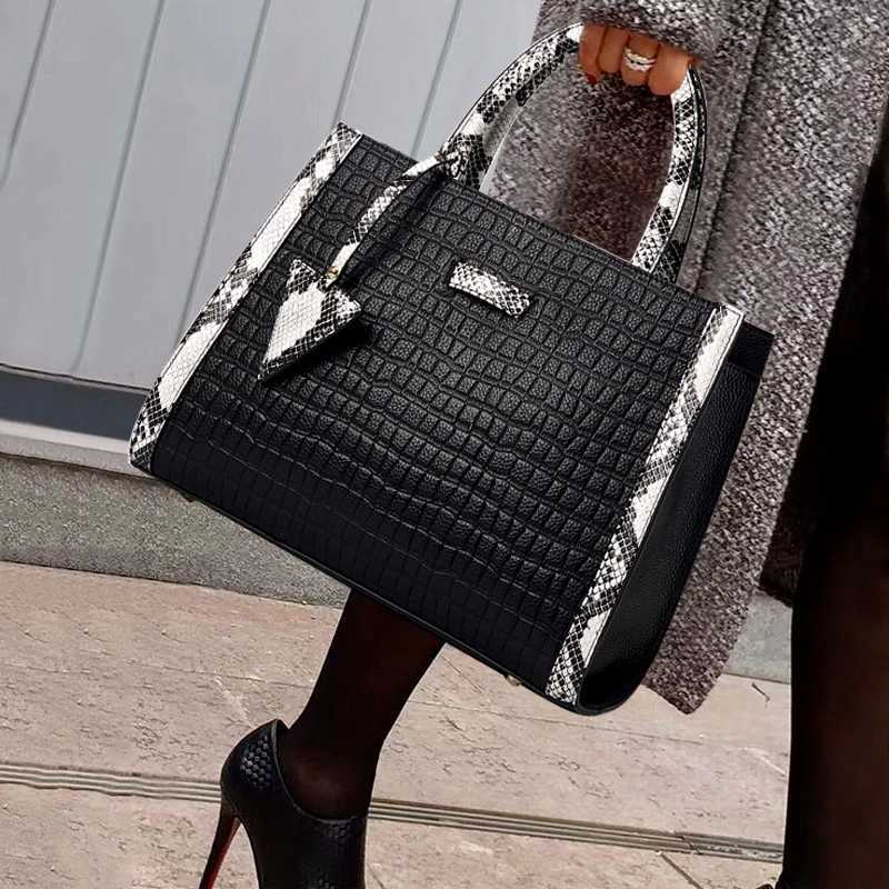 Aidrani Trendy Womens Bag Large Capacity Portable Cowhide Black Stone Texture And Snake Pattern Design K251128
