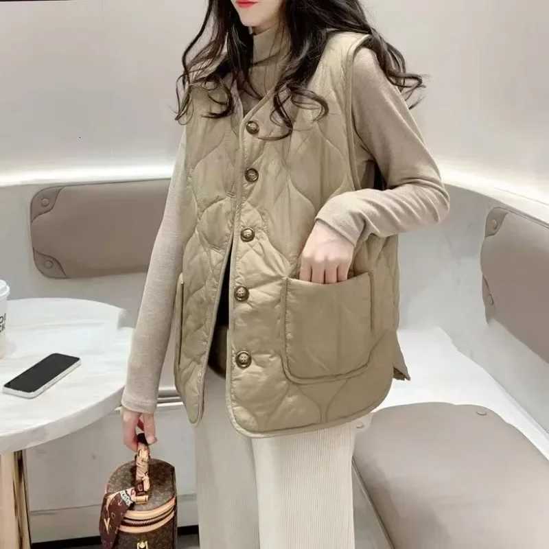 Warm Padded Cotton Vest for Women Quilted Youthful Pretty Elegant New Outerwear Waistcoat Woman Demi-season Korean Style CasualT251129