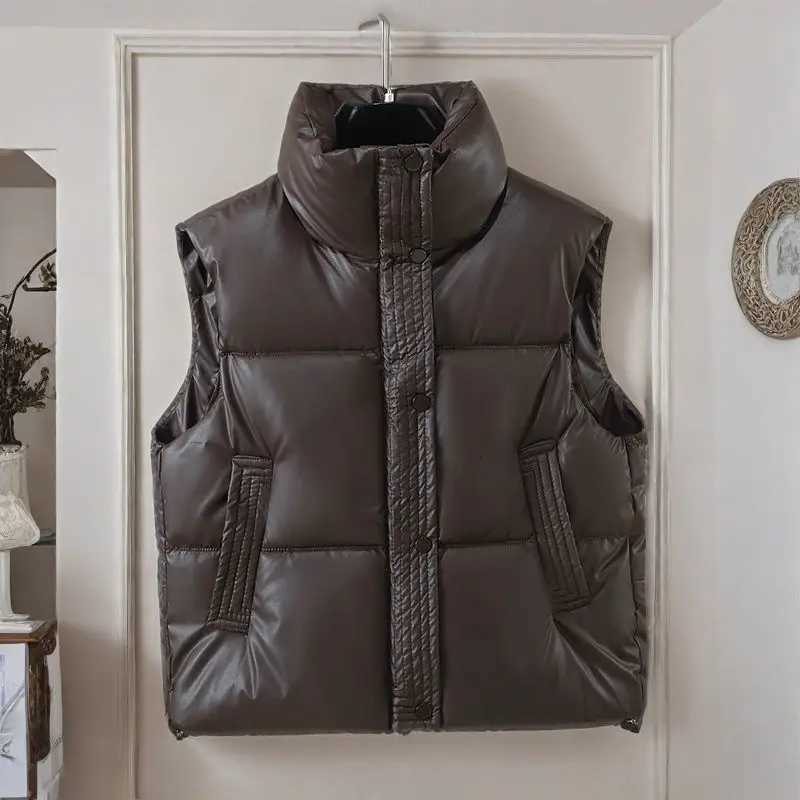 2025New Women Autumn Winter Down Cotton Vest short Fashion Stand-up Collar Cotton Vest With Everything On The Shoulder CoatT251129
