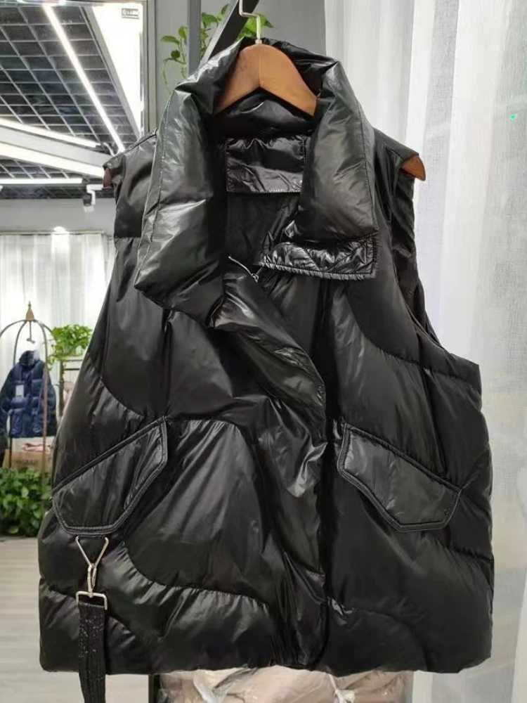 Down Cotton Vest Women Loose Solid Sleeveless Jacket Coat Female Black White Warm Vests Autumn Lightweight Waistcoat WinterT251129