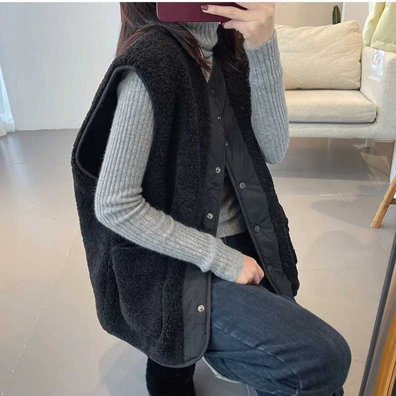 Smvp Fashion O-neck Waistcoat Solid Color Soft Baggy single-breasted reversible Sleeveless warm plush Thicken Teddy Coat ladiesT251129
