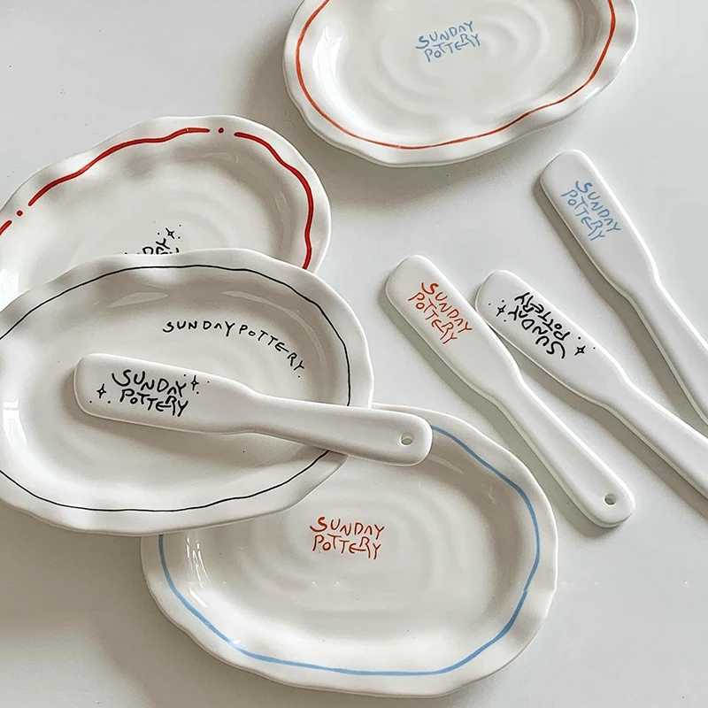 Luxury Ceramic Oval Dessert Plate Irregar Retro Letter Print Pastry Disc Butter Knife Korean Breakfast Plate Tableware Y251129
