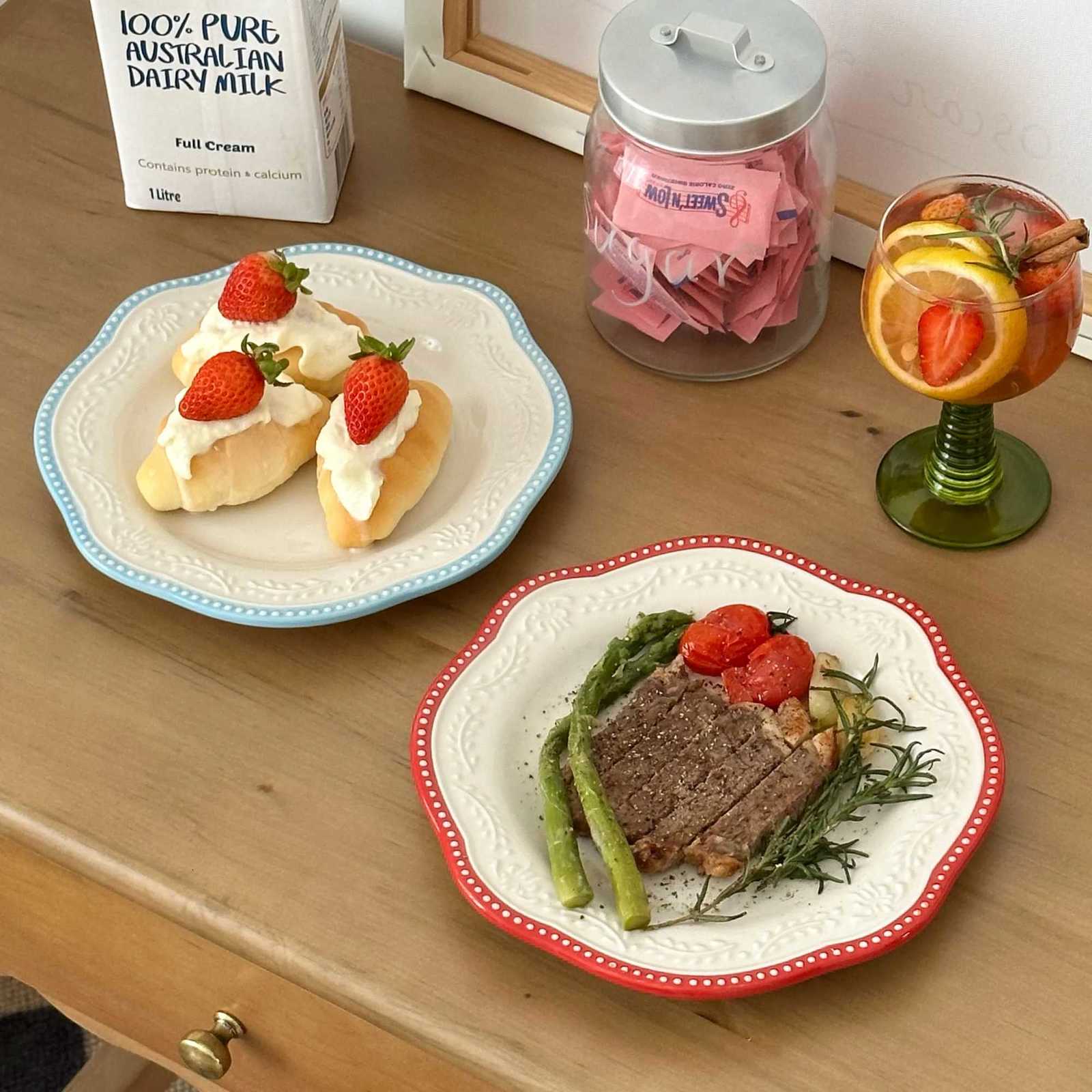 Luxury Korean Style Vintage Lace Breakfast Ceramic Plate Daily Dessert Cake Embossed Salad Plates Household High Quality Pasta Plates Y251129