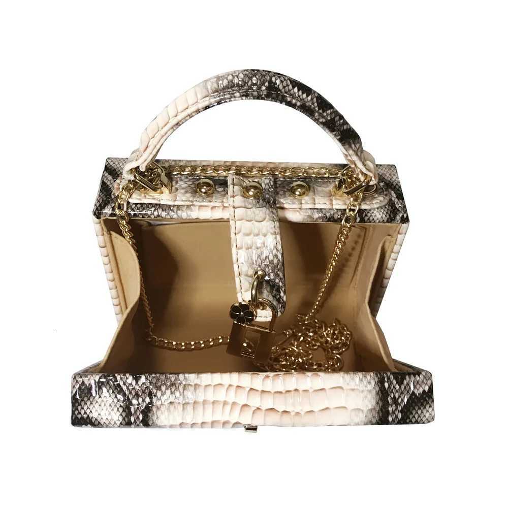 European / American Fashion New High-end Personalized Concave Convex Snake Pattern Embossed Box Shaped Handbag For Women Trendy K251128