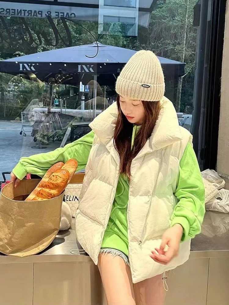 New in Autumn Winter Women Loose Fashion Stand Collar Elegant Down Coats Warm Outerwear Casual Sleeveless female Vests JacketsT251129