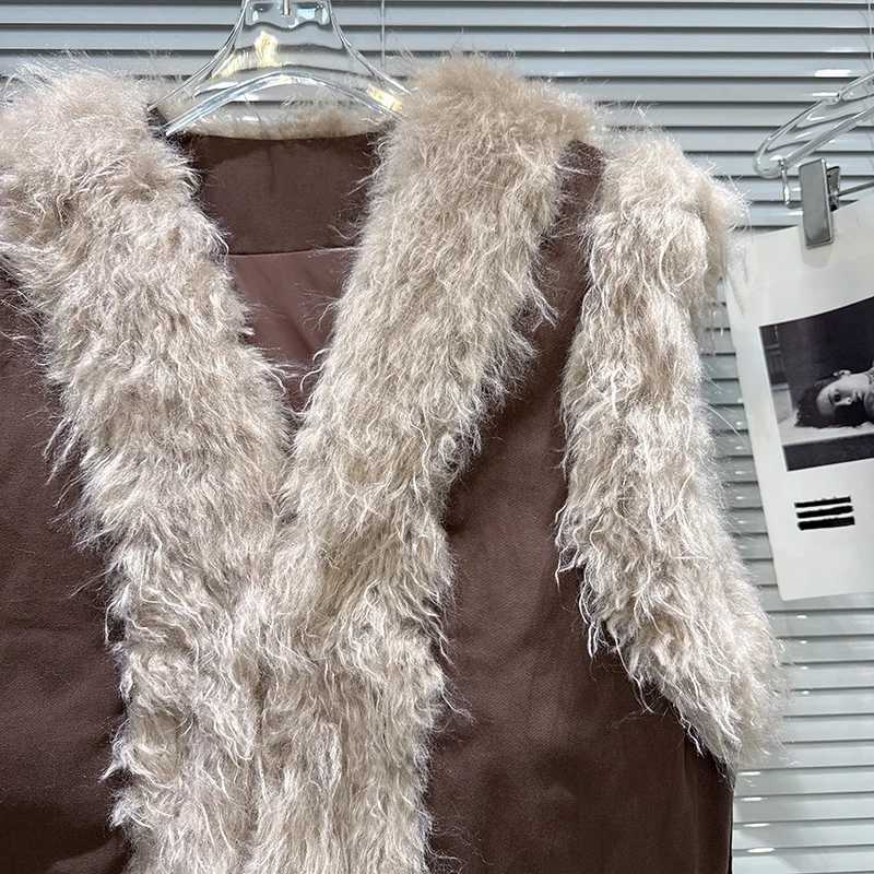 Autumn Winter Retro Fuzz Splicing V Neck Down Vest Female Warm Pocket Waistcoats Women White Duck Down Sleeveless Cardigan VestsT251129