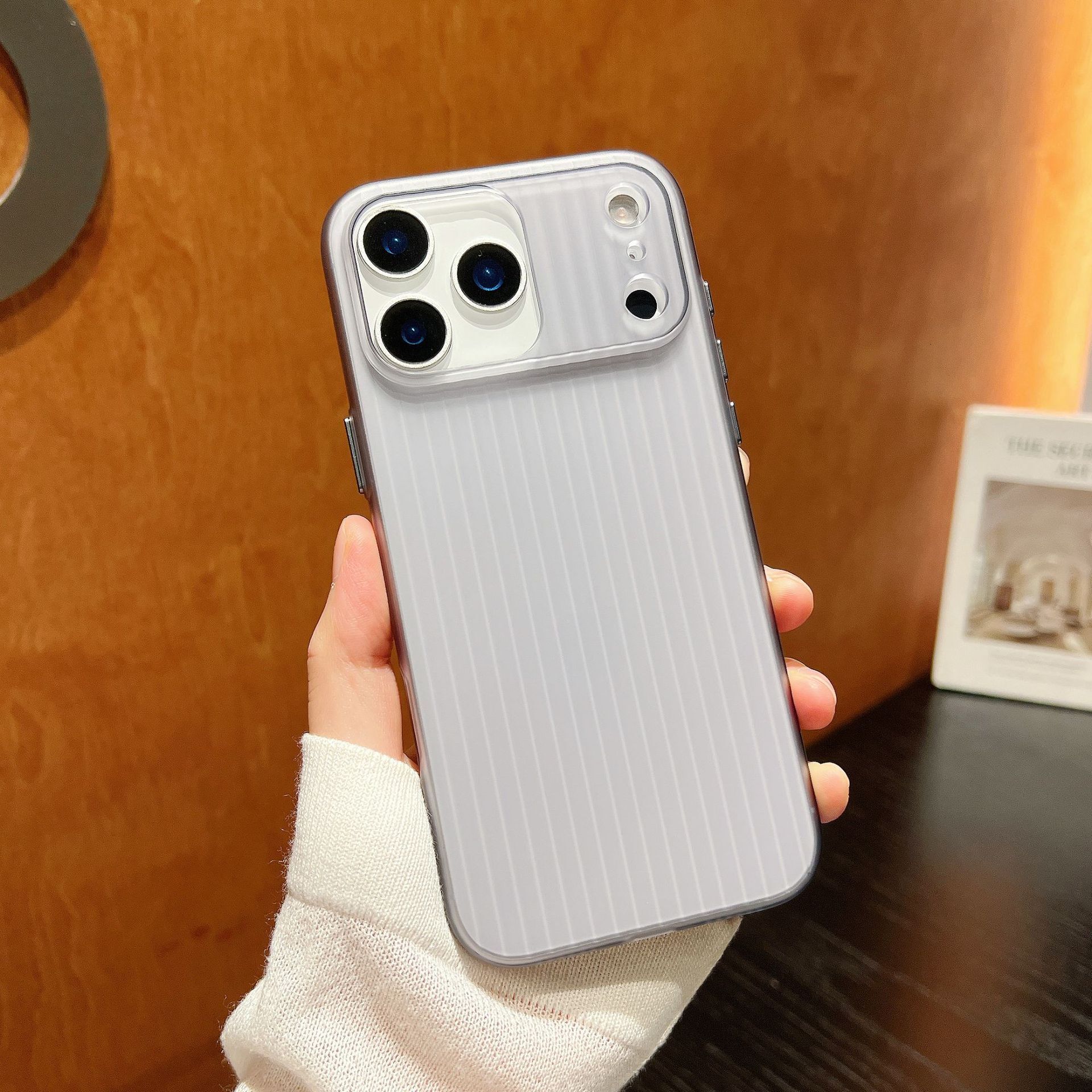 Corrugated Phone Case iPhone 17 Pro Max Suitable For Apple 16/15 Pro Matte Anti-fall Protective Cover