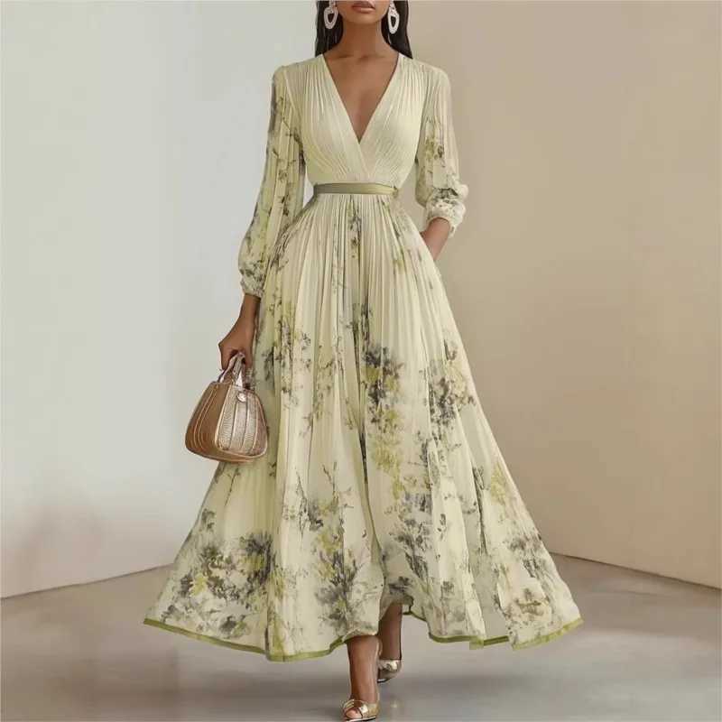 Fashion floral print patch work Bohemian dress womens sexy deep V-neck hollow long dress New Years loose long dress W250430