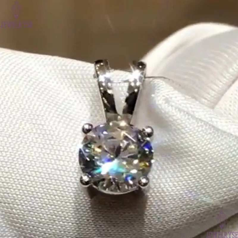 Choucong Brand Four Claw Pendant Luxury Jewelry 925 Sterling Silver Solitaire 5A Cubic Zircon CZ Diamond Gemstones Party Women Wedding Clavicle Neckla