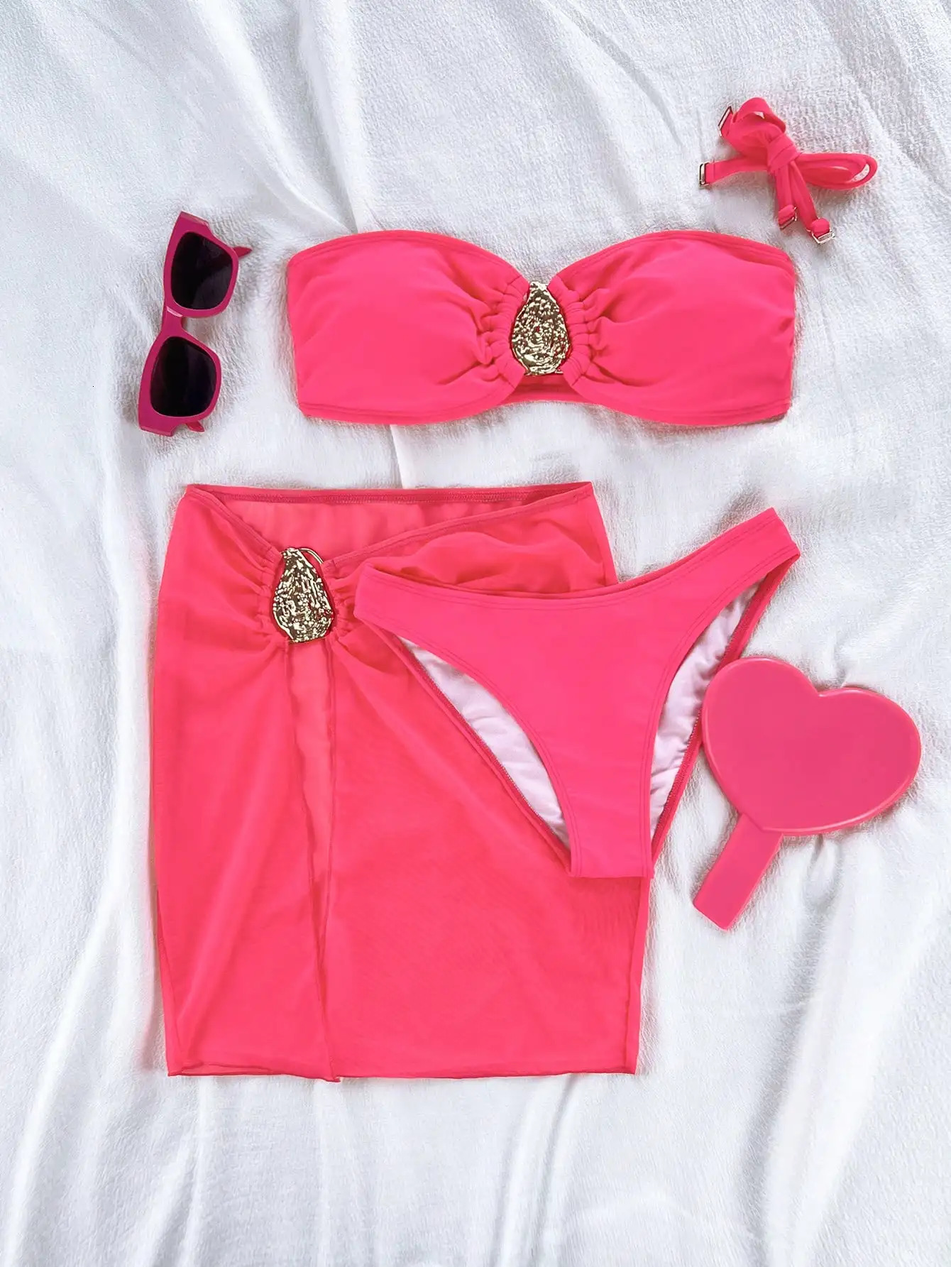 Bikini n split halterneck set summer swimsuit is comfortable for a surf holiday three-piece set 250428