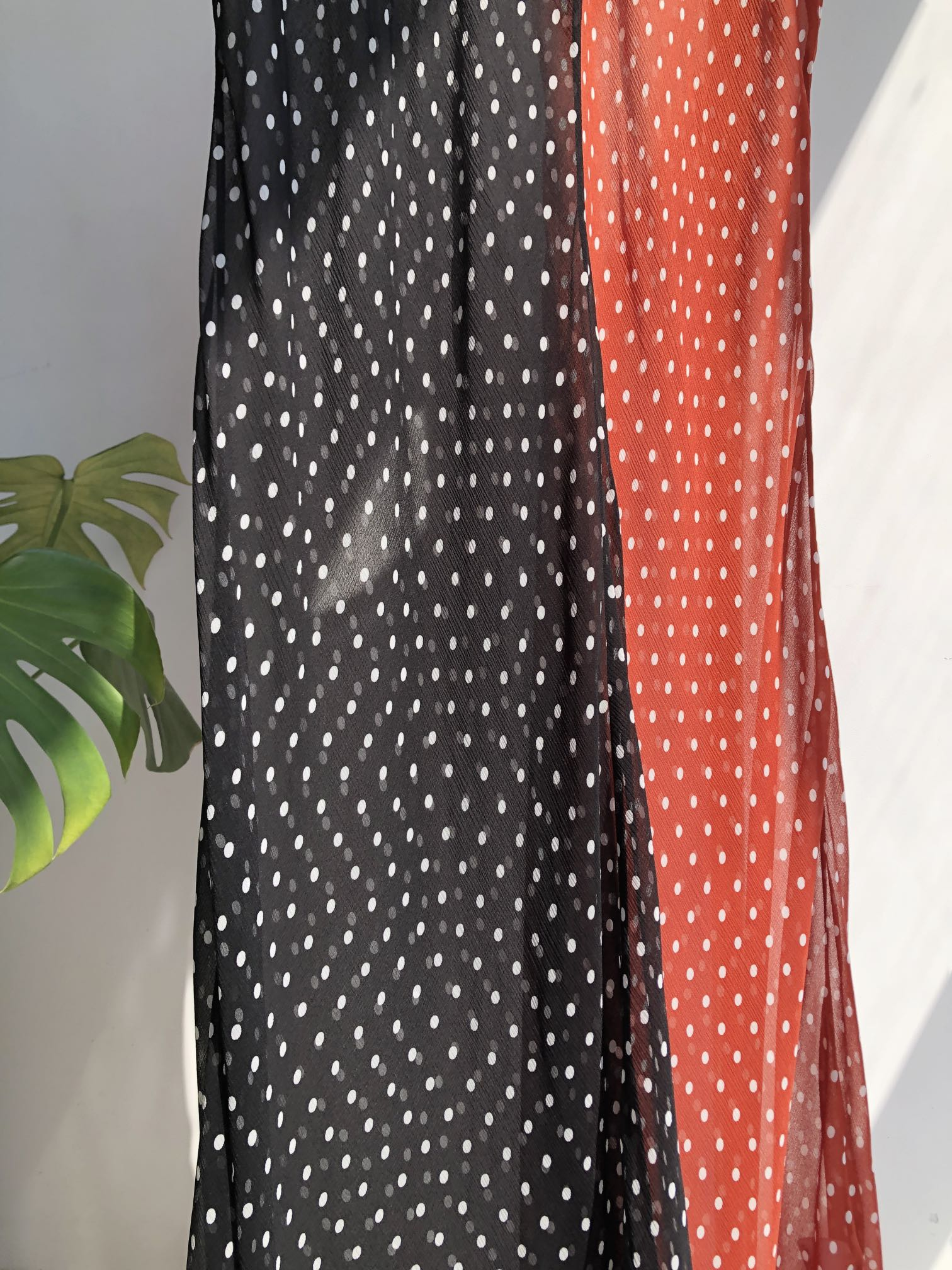 2025 Polka dot silk skirt Fashion Week Show Customized Fashion Tailored clothing omens Fashion Paris.M370