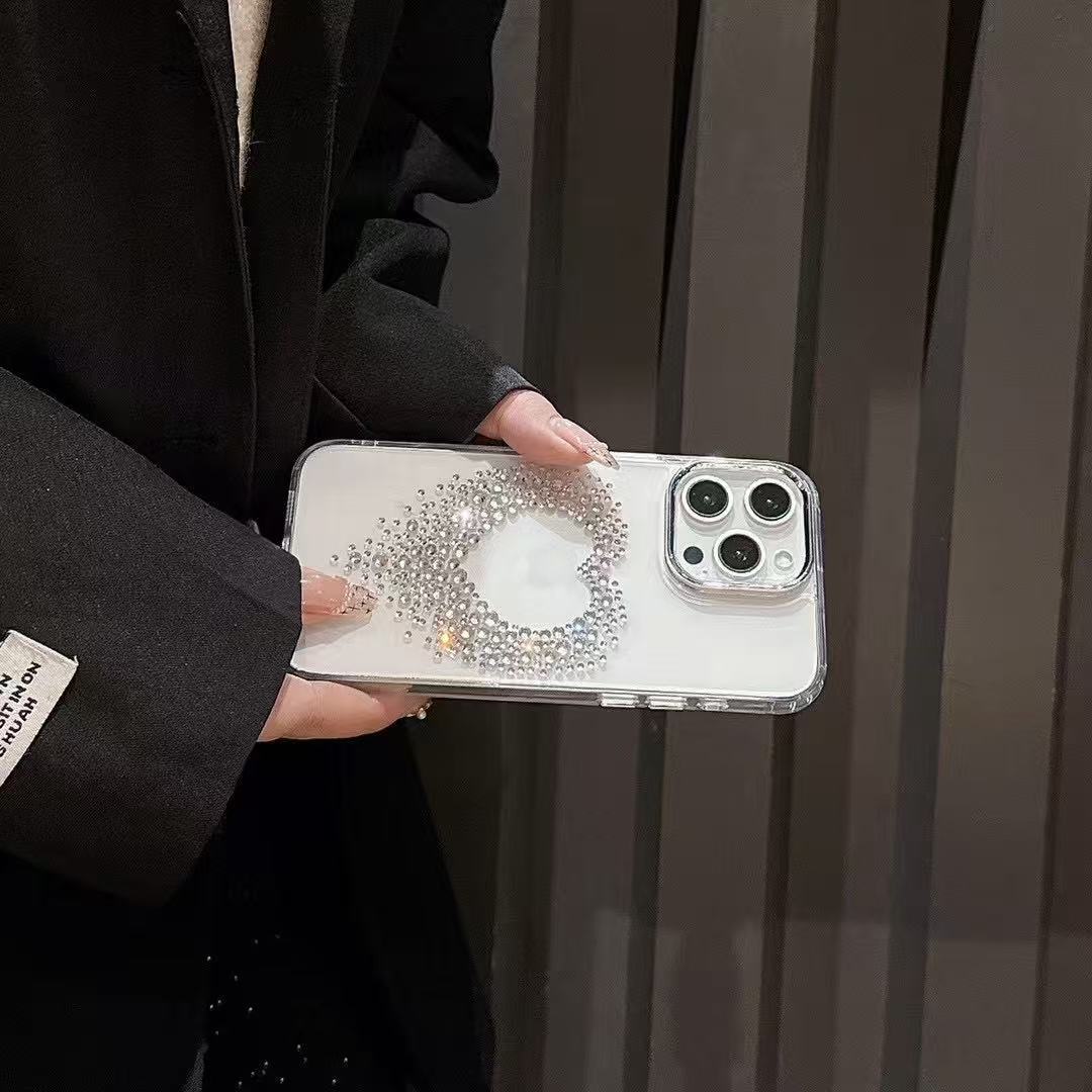 Transparent Heart Phone Case Suitable for iPhone 17 Pro Max Acrylic Luxury Rhinestone Apple 16/15 Protective Case