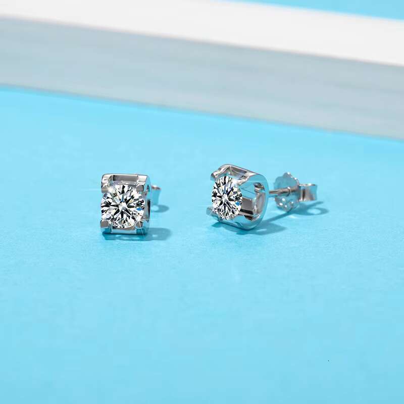 0.5CT Moissanite Earring Studs Designs New 18K White Gold Plated Moissanite Diamond Earrings