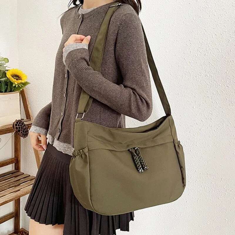 Nylon Hobos Crossbody Casual Zipper Women S Bags Fashion High Capacity Solid Color Single Shoulder Totes Bag Bag