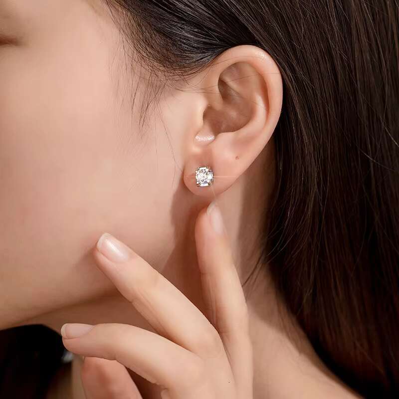 0.5CT Moissanite Earring Studs Designs New 18K White Gold Plated Moissanite Diamond Earrings