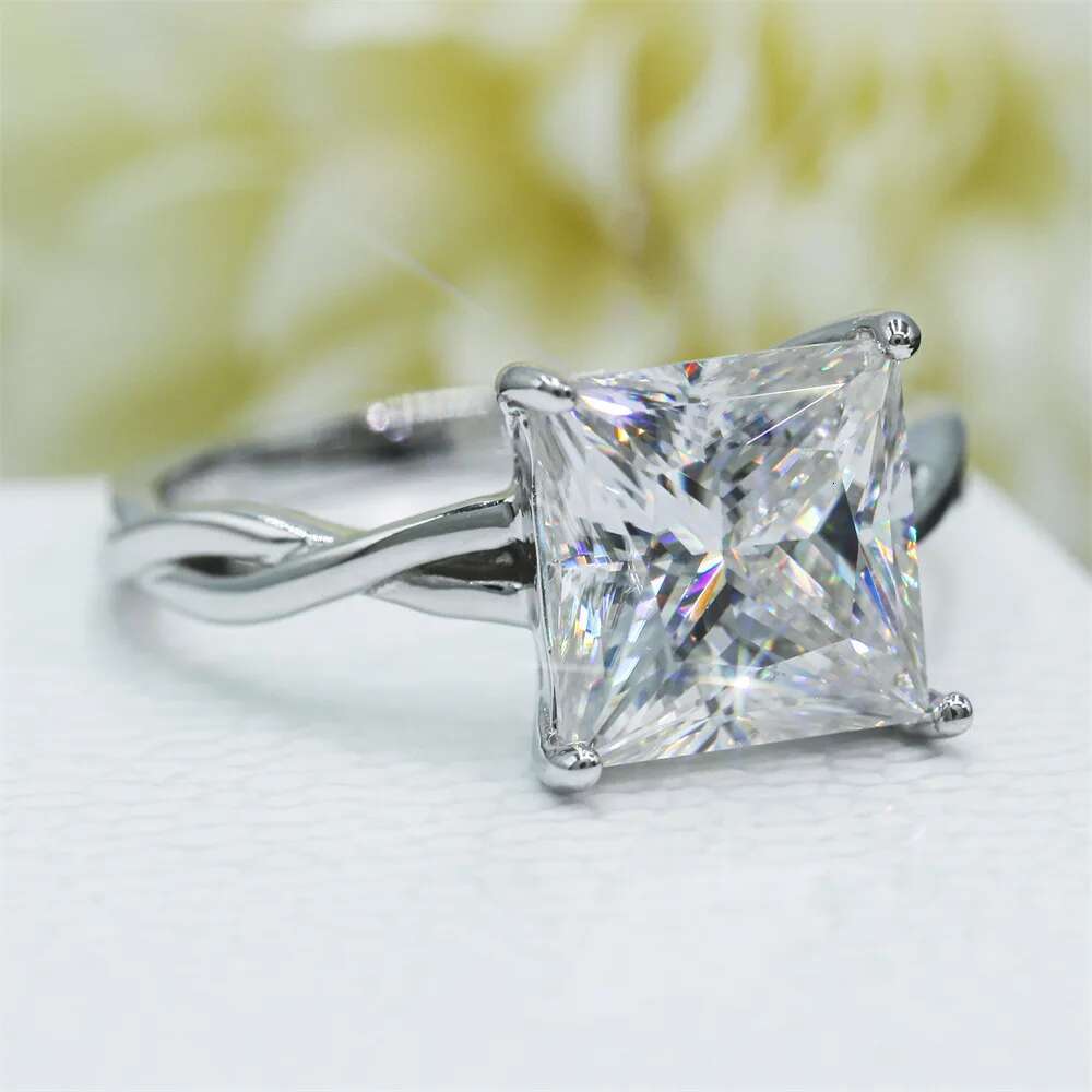 2/4/6CT Princess Full Moissanite Diamond D Color VVS Womens Ring S925 Sliver 18K White Gold Wedding FineRings for Women