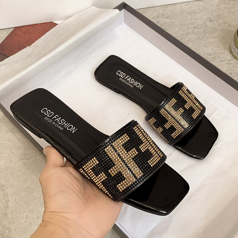 Free shipping designer Women's summer new Amazon large-sized square rhinocruffle lettering slippers Outdoor casual flat slippers