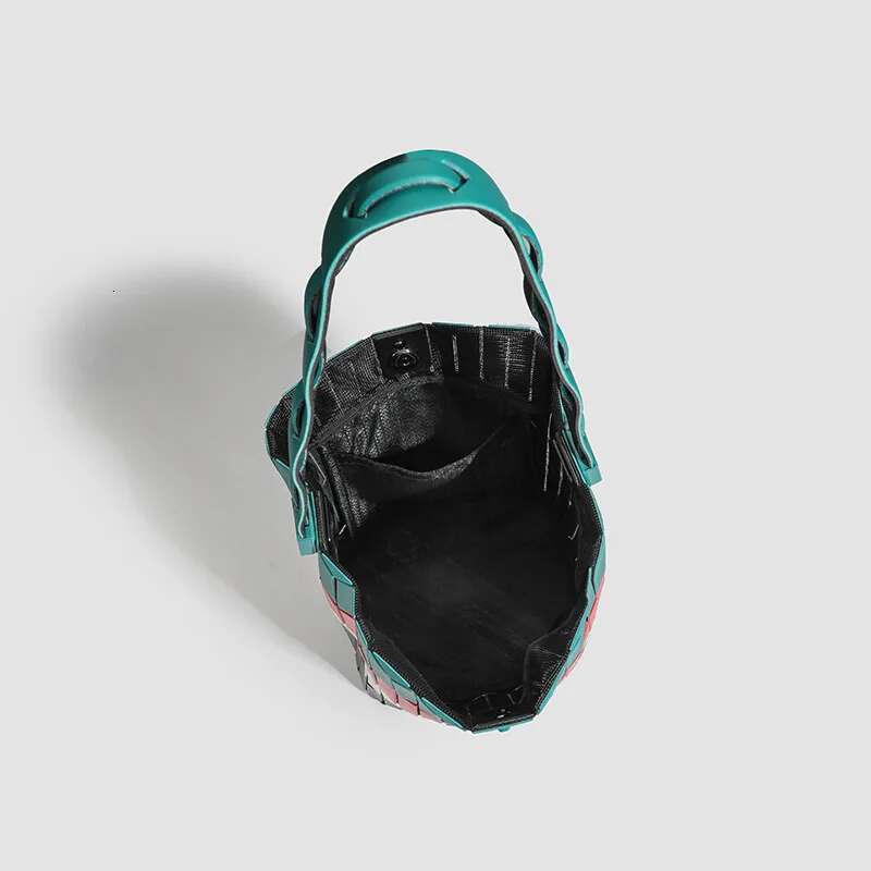 Designer Bag 2025 Matte Vegetable Basket, Water Bucket Bag, Frosted Hand-Held Color Blocked Women's Bag Luxury Bag