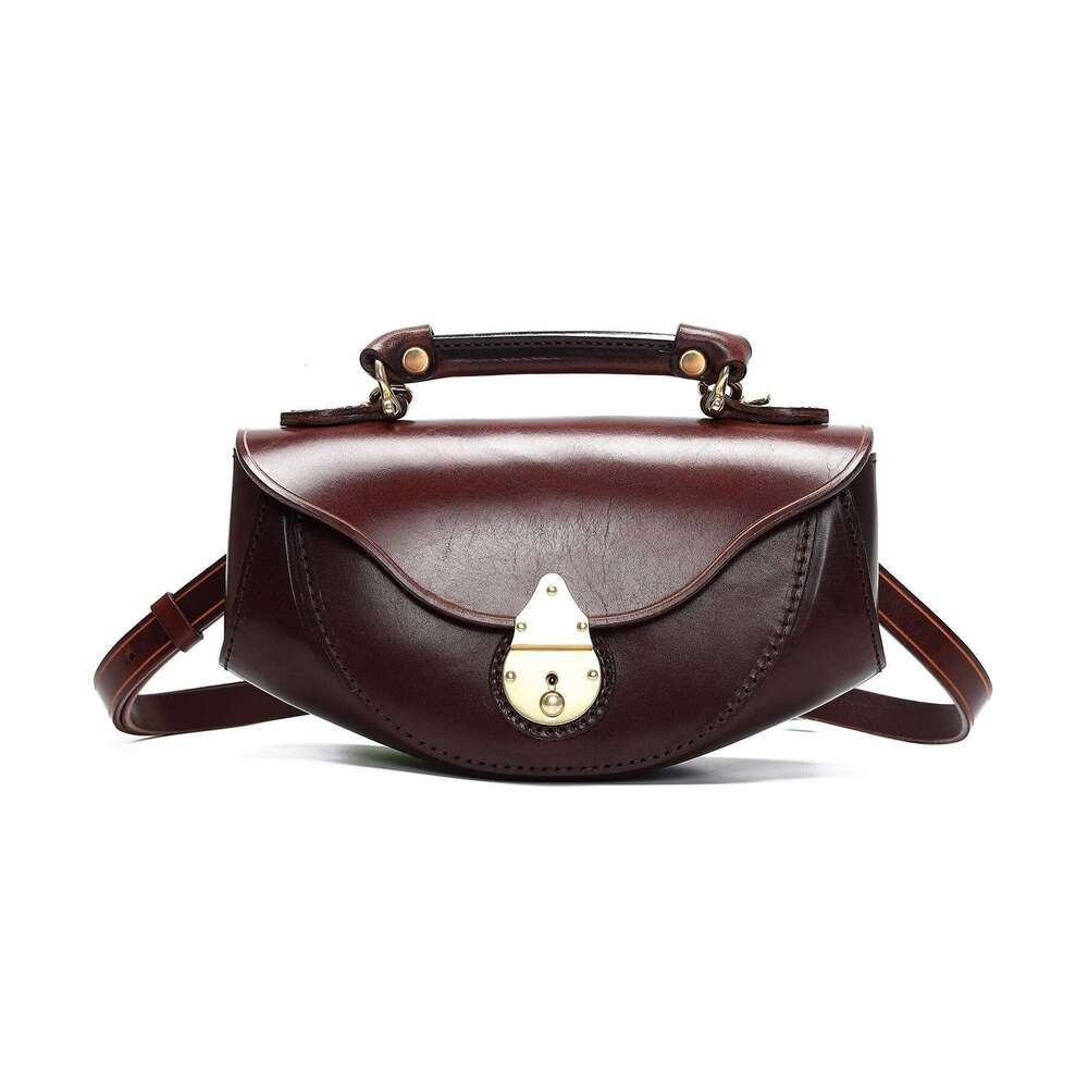 New Smooth sailing Leather Texture Small Boat Baotou Layer Cowhide Cross Bag, niche and versatile Handheld Shoulder Bag