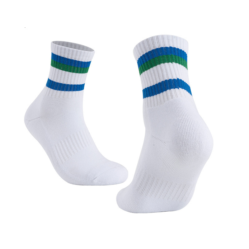Professional badminton with anti slip sweat absorbing properties, featuring a middle tube towel bottom, thickened breathable sports socks for both men
