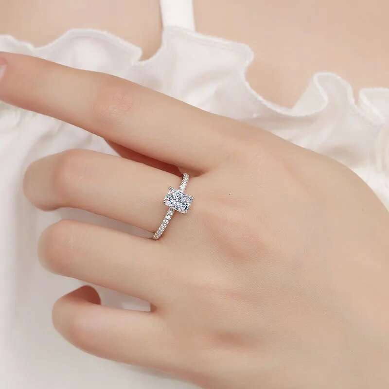 Radiant Rectangle1CT Moissanite Women Ring Fashion Ring S925 Sterling Silver Four Claws For Women Wedding Party Gift