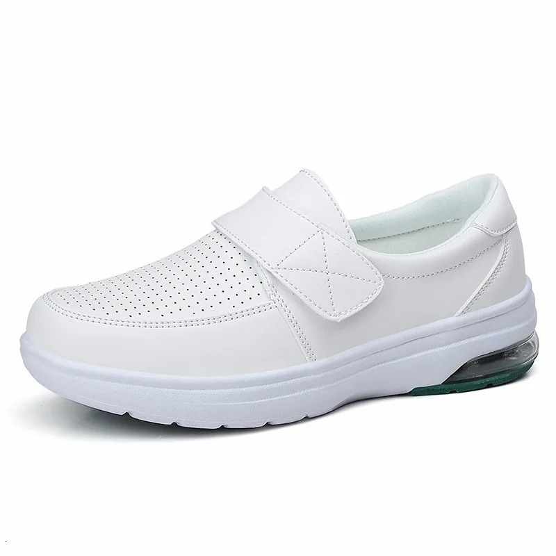 Platform White Shoes Women Casual Comfortable Light Nurse Work Shoes Fashion Slip on Non-slip Loafers Chaussure Femme 250421