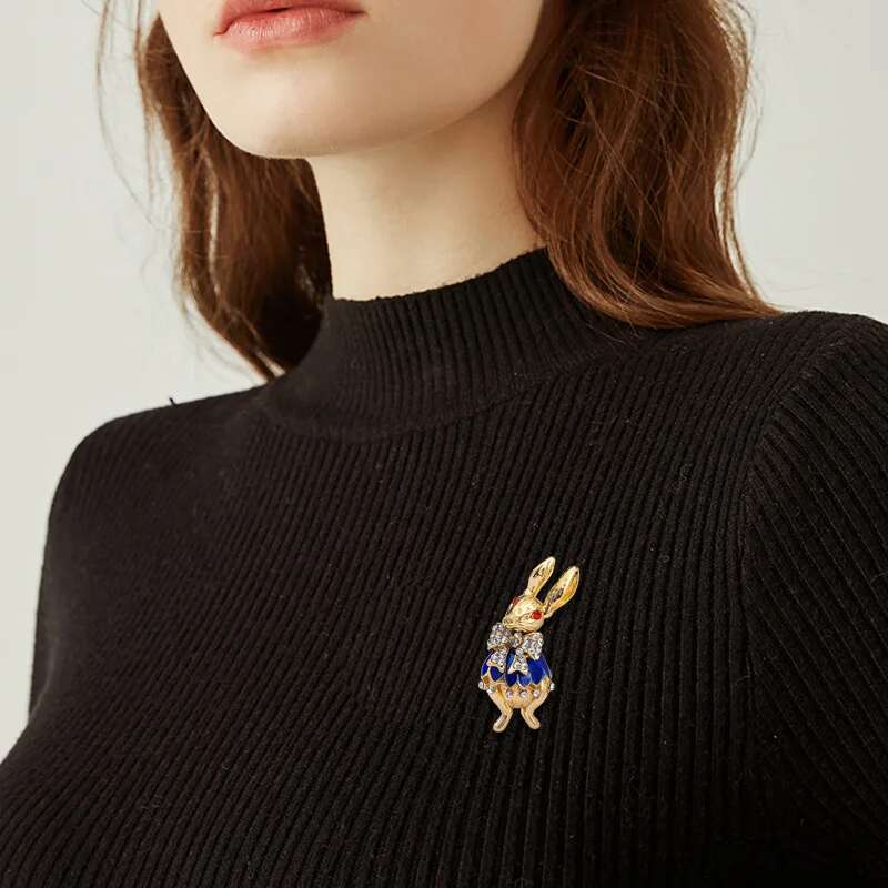 Cute Romantic Blue Rabbit Pin Women Girl Exquisite New Years Gift Men Banquite Suit Lapel Pins Animal Zodiac Brooch