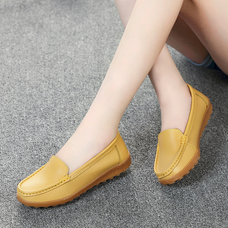 Genuine Leather Bean Soft Soled Mom S Women S Casual Flat Shoes Cow Tendon Soles One Foot Pedal Middle Aged And Elderly Single Shoes Ddmysaturn