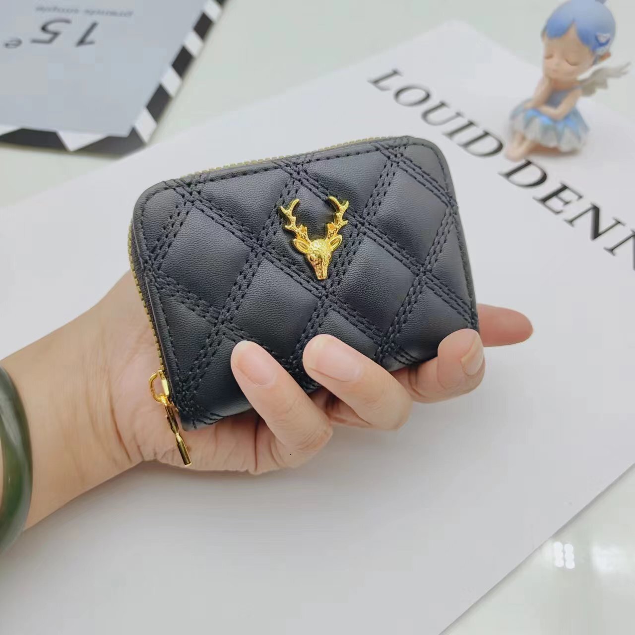 2025S Designer Bag New Style New Zipper Bag Women S Organ Exquisite High End Multi Slot Business Card Holder Compact Zero Wallet Korean Version Short