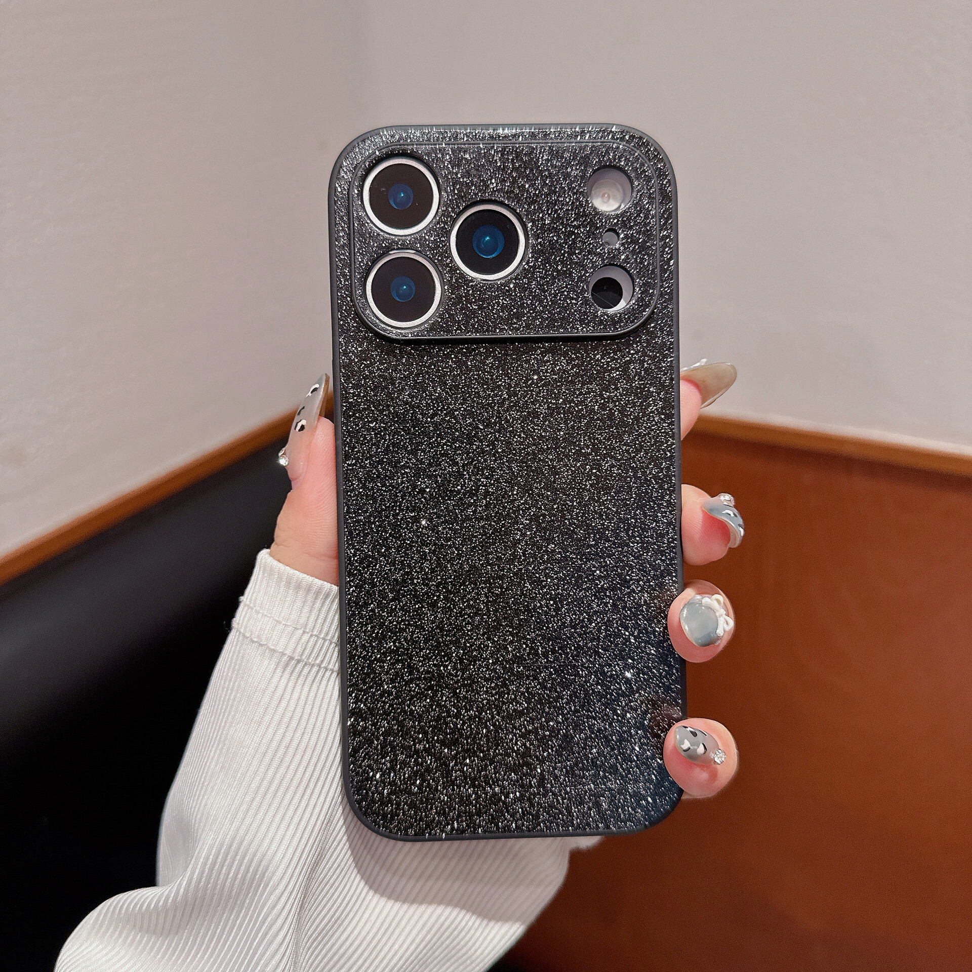 Luxurious Glitter Phone Case iPhone 17 Pro Max Compatible with Apple 16/15 Pro High-end Feel Full Coverage Shockproof Case