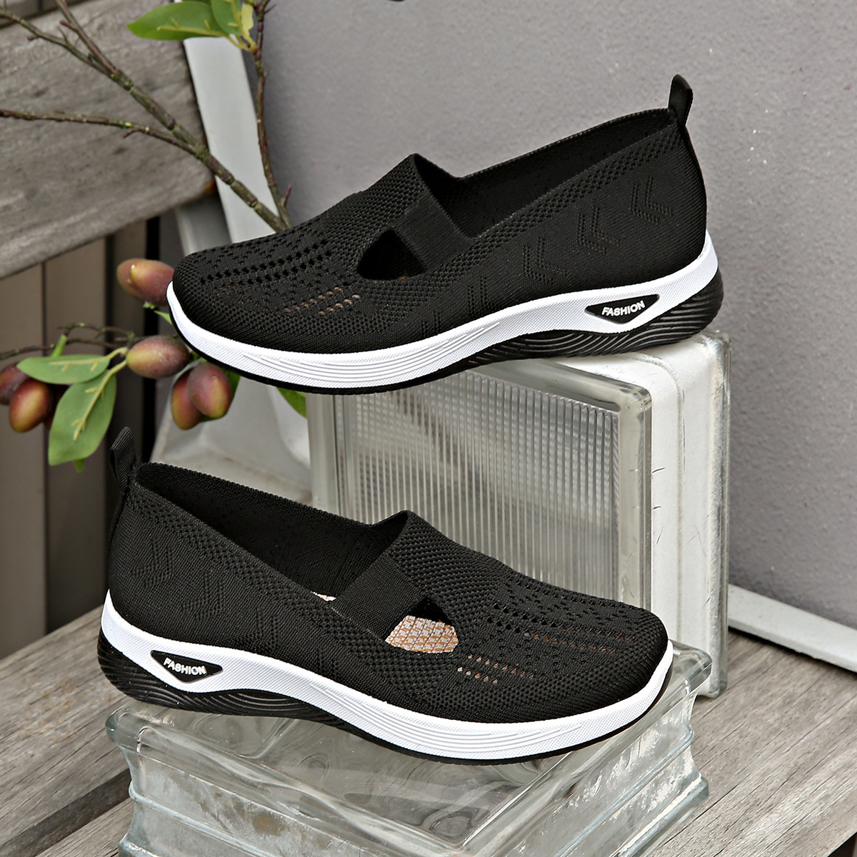 Cloth Spring New Breathable Middle Aged And Elderly Mom Large Size Women S Shoes Stickers Ddmysaturn