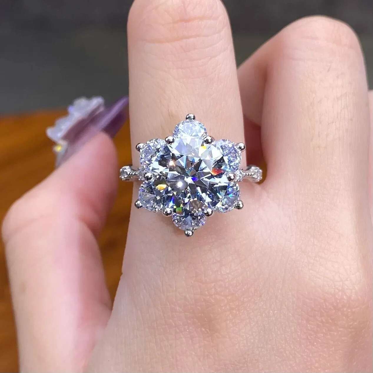KNB 100% Real 5CT Big Moissanite Diamond Classical Sunflower Ring for Women Gift 925 Sterling Silver Wedding Luxury Fine Jewelry