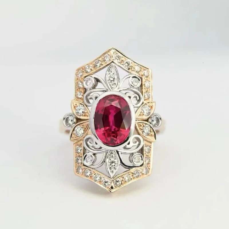 Vintage Electroplated Two Tone Pigeon Blood Ruby European And American Women's Ring