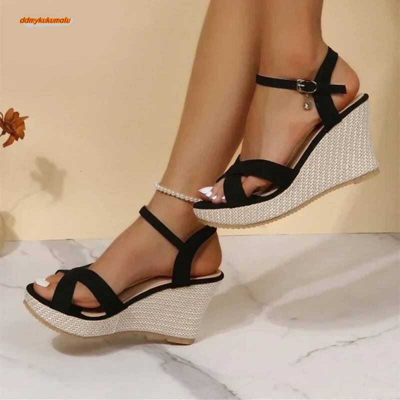 2025 New Casual Simple Versatile Wedge Thick-soled Round Toe Strap Sandals Fashion Roman Shoes for Heels Women ddmykukumalu