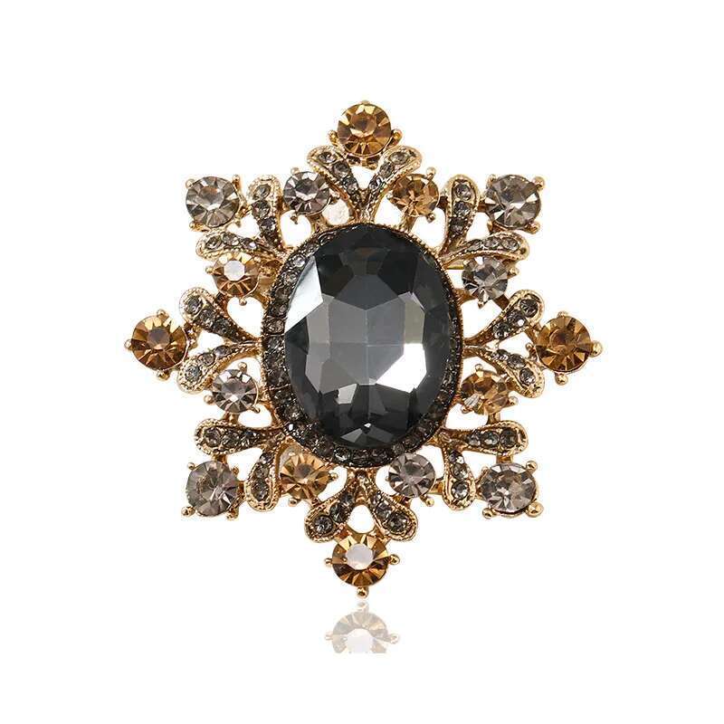 Retro Baroque Palace Crystal Brooches For Women Elegant Fashionable Rhinestone Flower Brooch Pins Jewelry Gifts