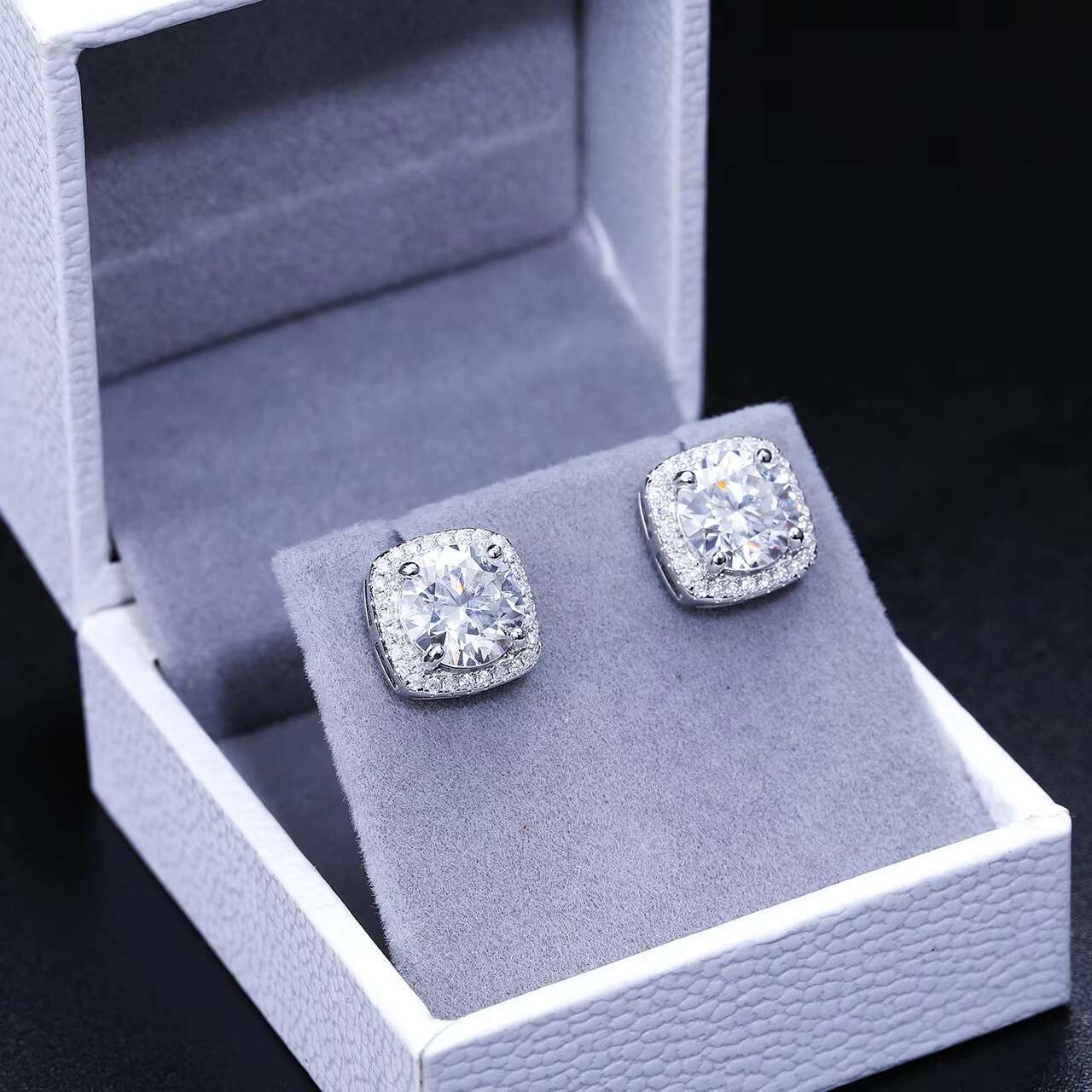 Ready to Ship 925 Sterling Silver Hip Hop VVS Moissanite Stud Earrings Gold Plated Hot Selling Fine Jewelry With Diamond Tester