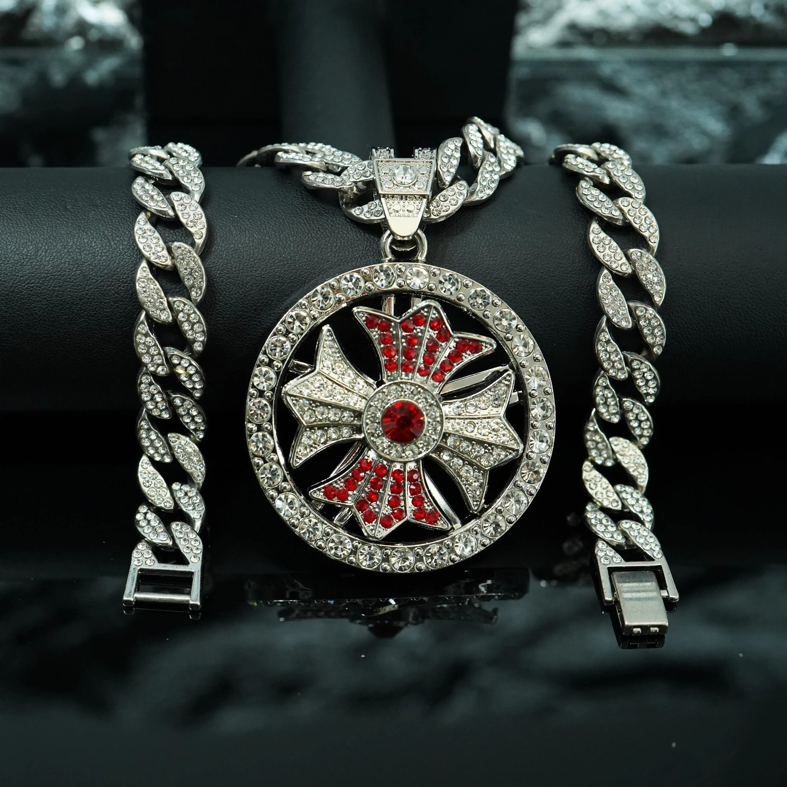 European and American rotatable cross alloy pendant mens hip hop fashion necklace 250428