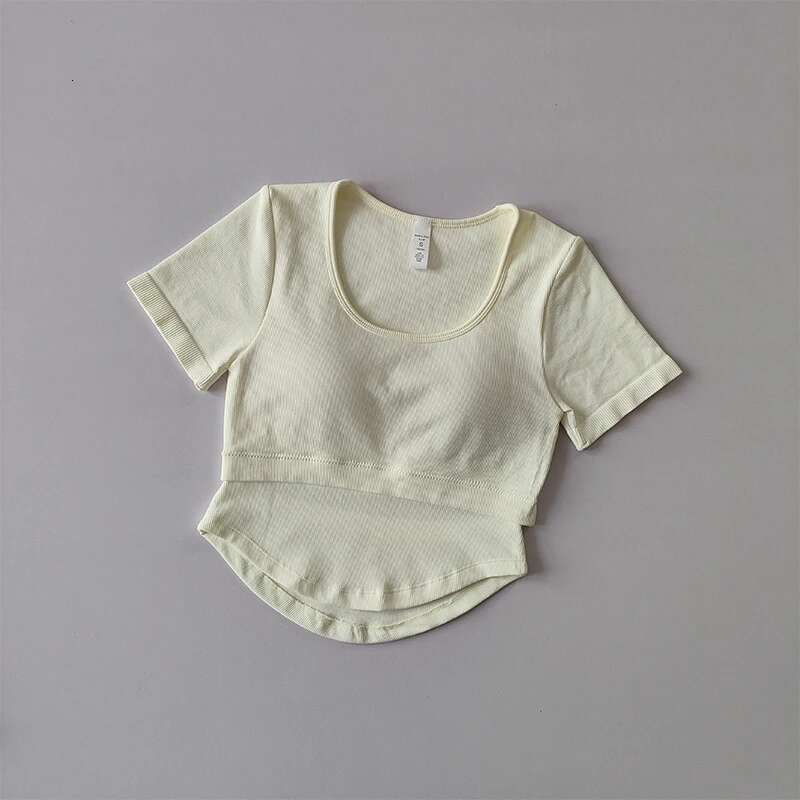 New Fixed Strap Chest Cushion Yoga Suit Short Sleeve Fit Sports Top Women's Quick Dry Running Slim Fiess Shirt Clothing