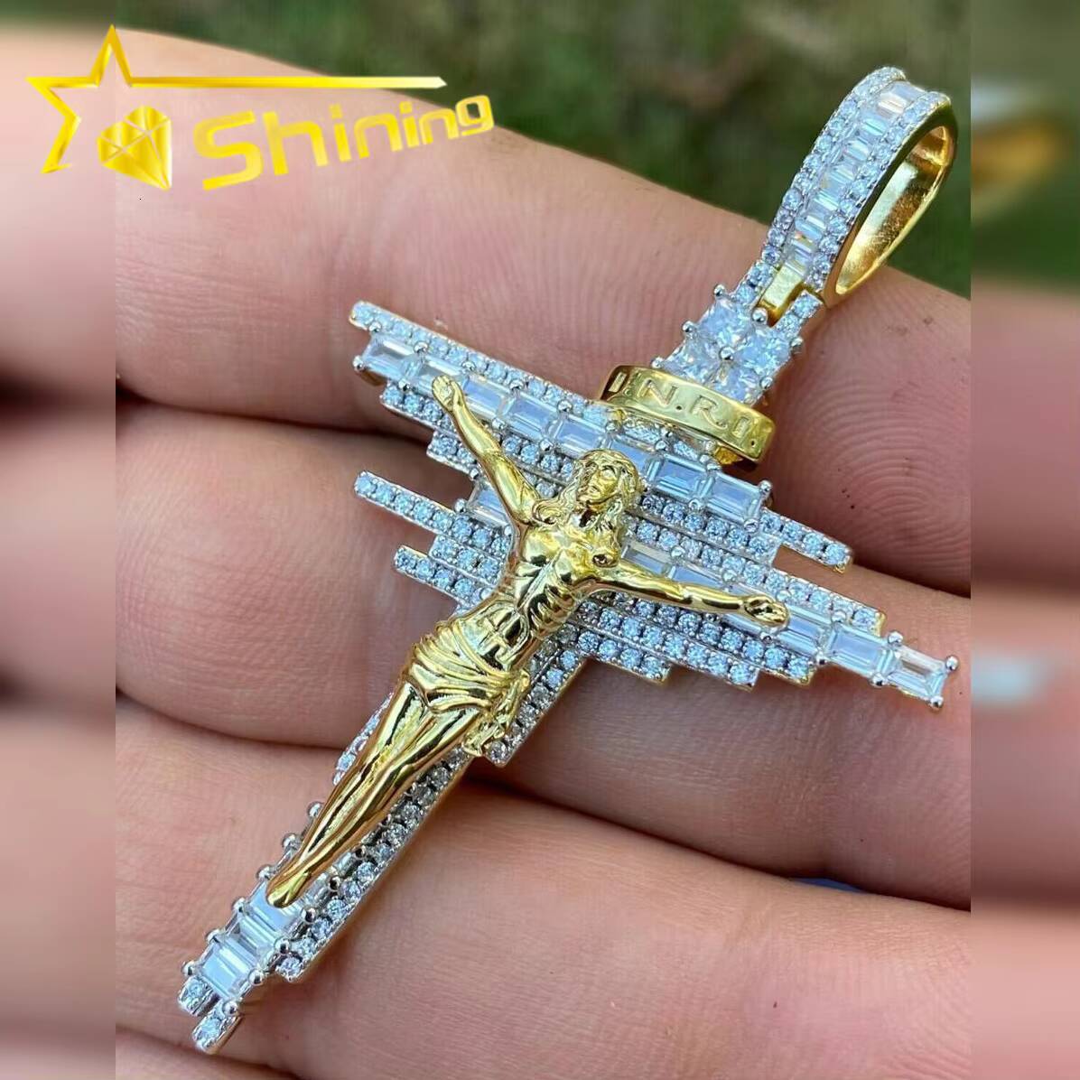 Fashion Jewelry Moissanite Jesus Pendant 925 Silver Gold Plated VVS Moissanite Gra Certified Diamonds Pendant Silver Jewelry