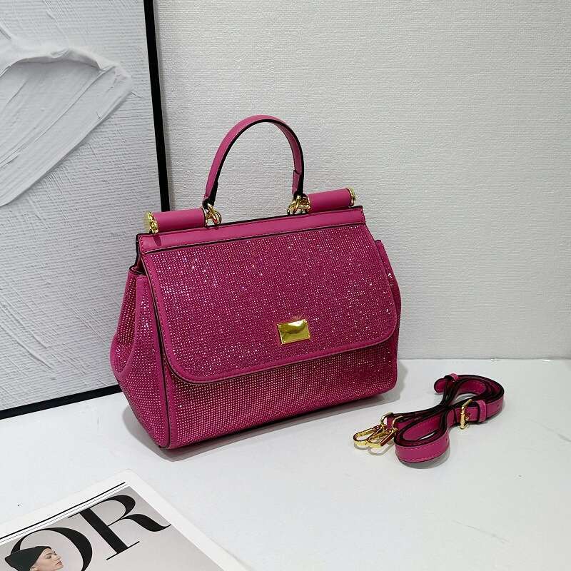 Bag 2024 Autumn/Winter New Hot Diamond Handbag Fashion Small Fragrant Style Versatile Single Shoulder Crossbody Trendy Rose Red