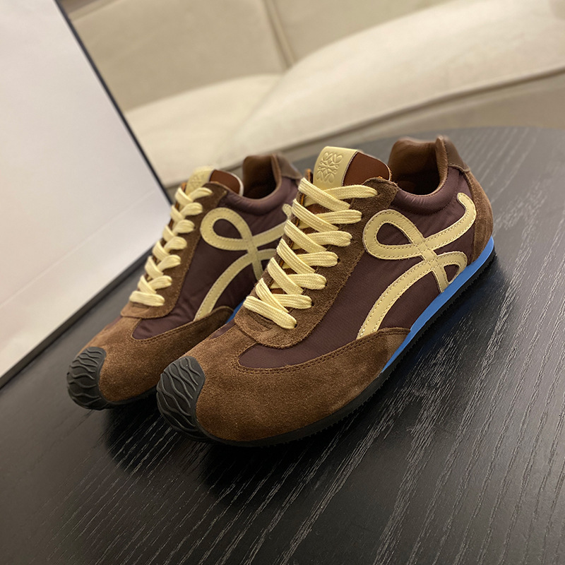2025 new early spring shoes color blocked flat bottom German training shoes casual lace up fashionable versatile sports shoes
