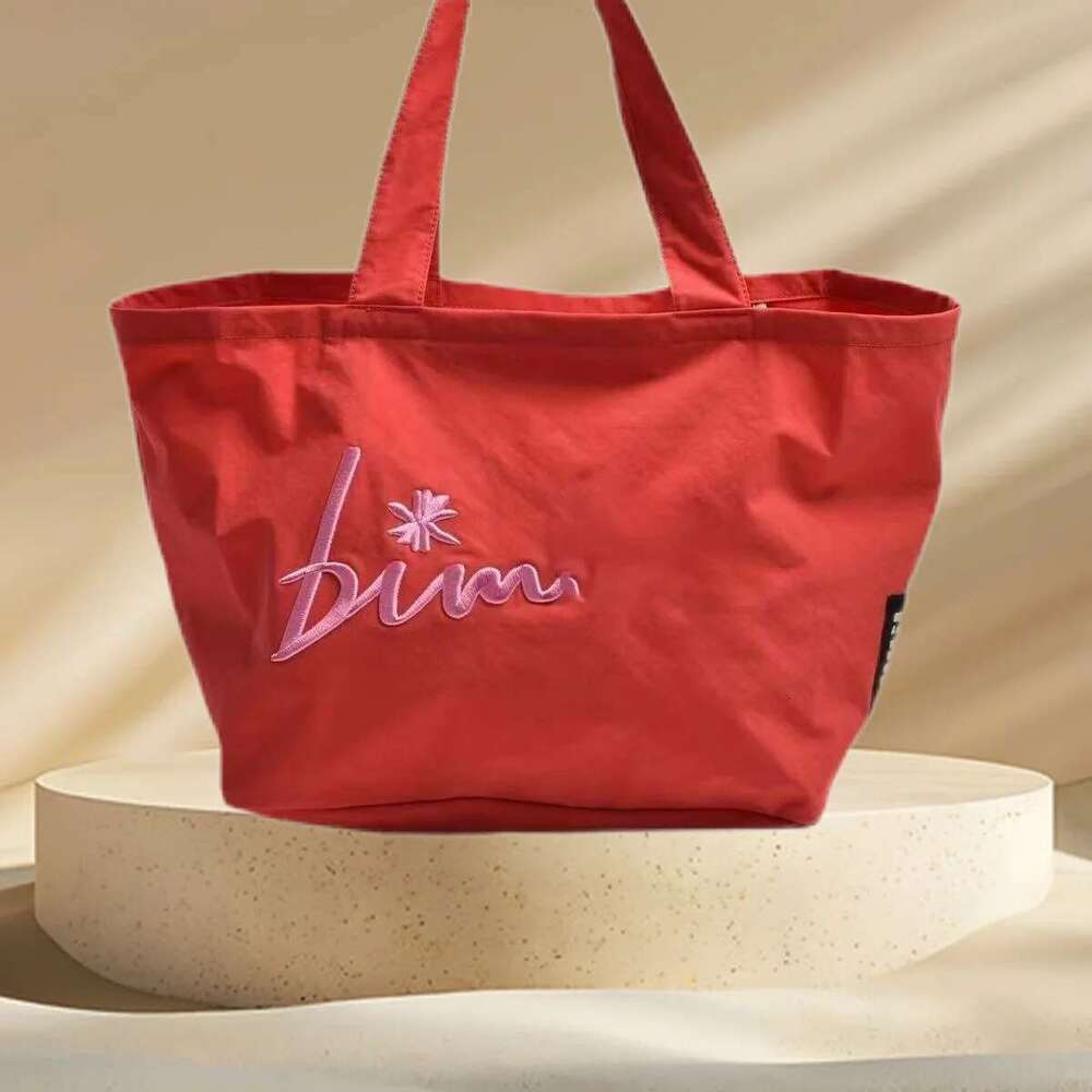 2025 Worldwide Craze Bim ba Handbags Are Surging, Combining Fashion and Practicality