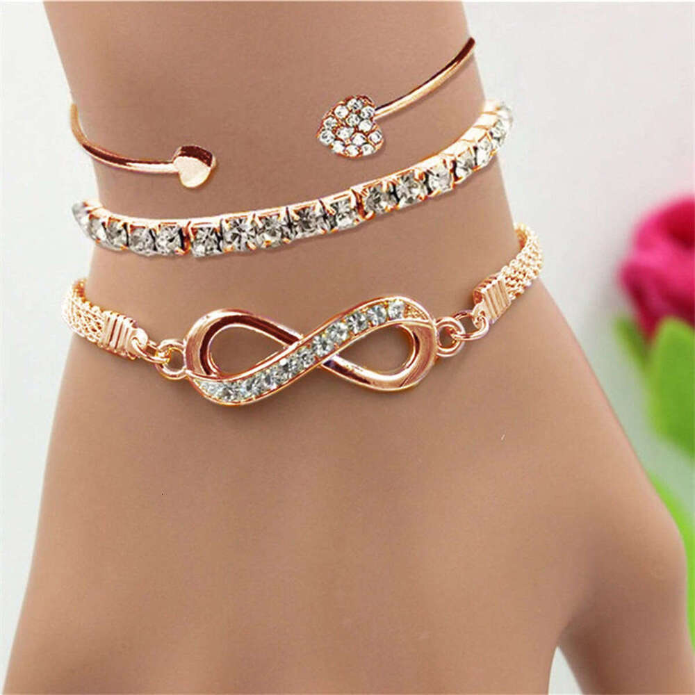 Personalized, niche, 8-shaped bracelet, fashionable, versatile for commuting, flat snake chain, dia studded infinite symbol bracelet