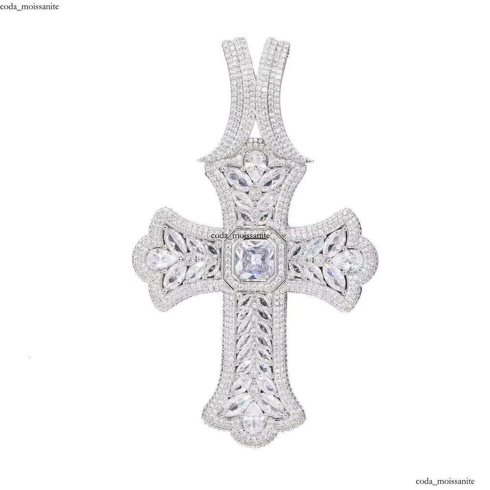 Designer Jewelry S Sier Mosonite Necklace Cross Pendant Cuban Link Chain with Seconds Over Tester Iced Out Vvs Moissanite Dia 6e