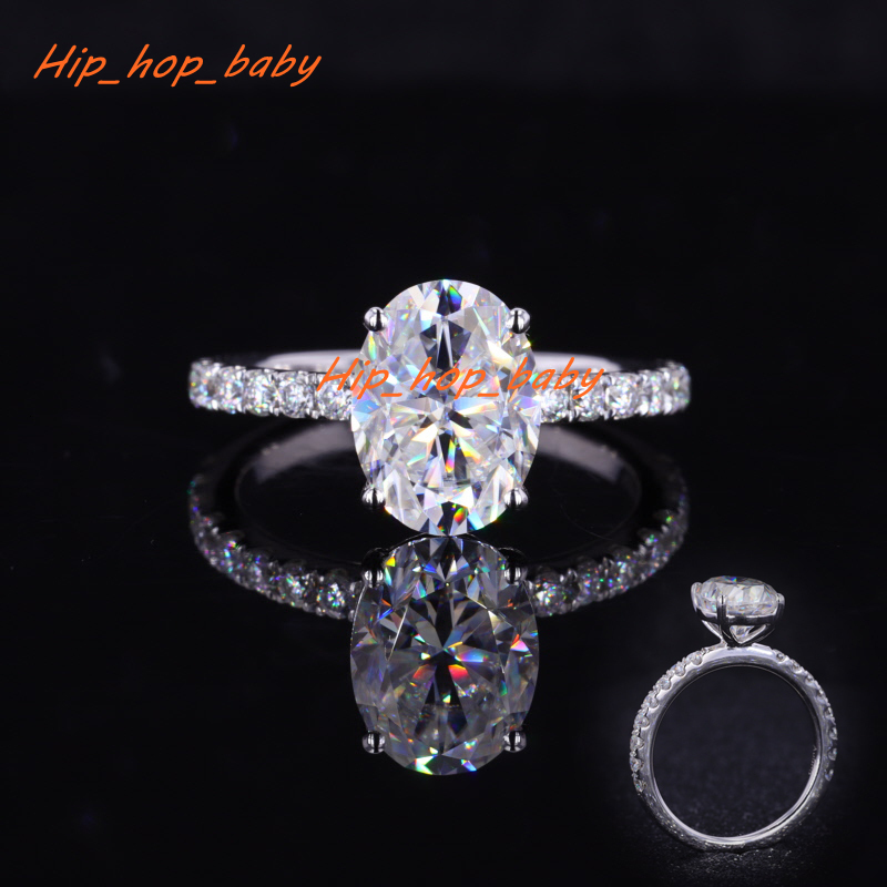 Classic and Popular Style Oval Brilliant Cut 9x7mm Moissanite Diamond and Lab Grown Diamond Engagement Ring