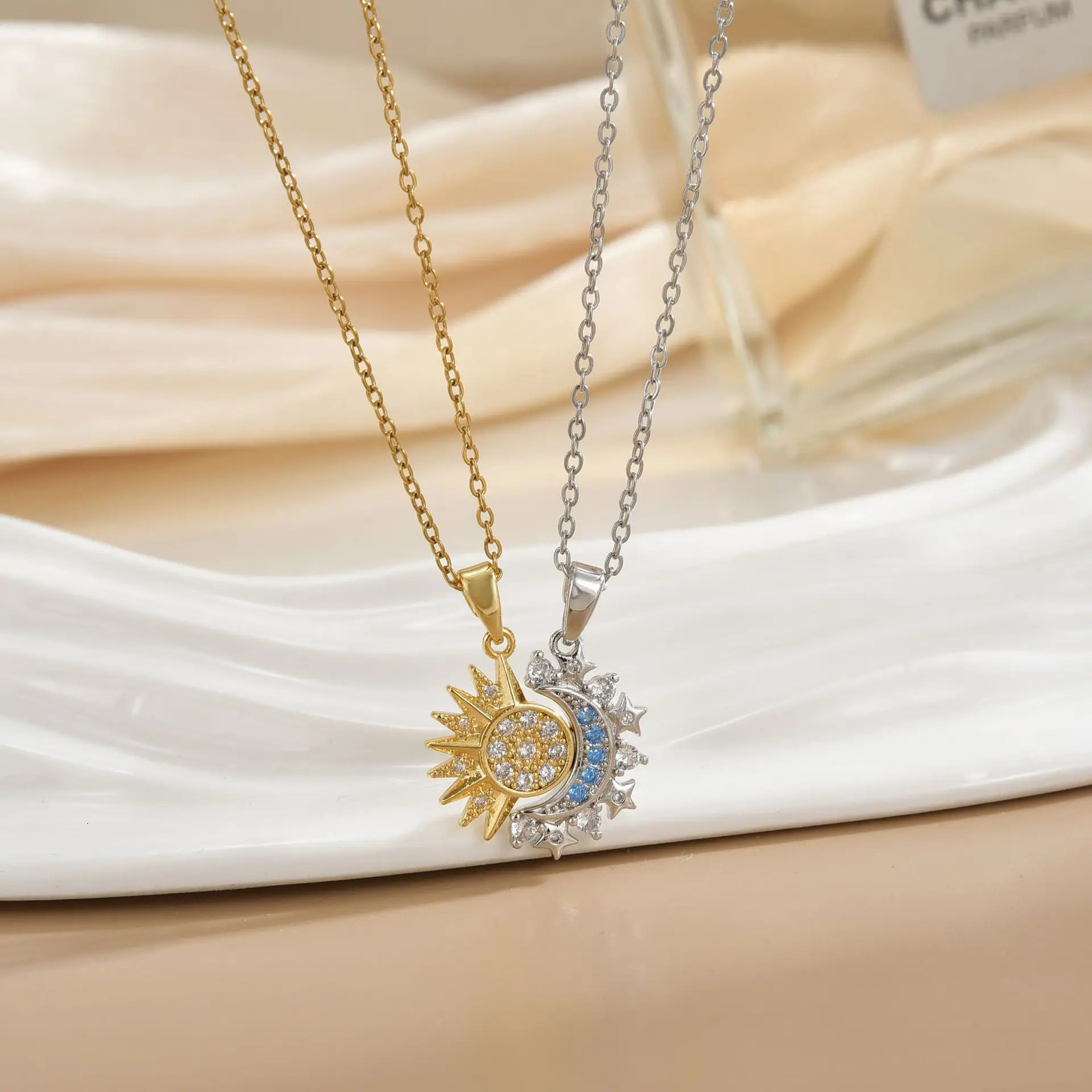 LATS Stainless Steel Magnetic Sun Moon Couple Necklace Fashion Chain for Men and Women Good Friend Gifts Trend Jewelry 250428